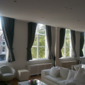 Niets te zien? Hier is echt achterzetbeglazing geplaatst. Amsterdam Centrum.